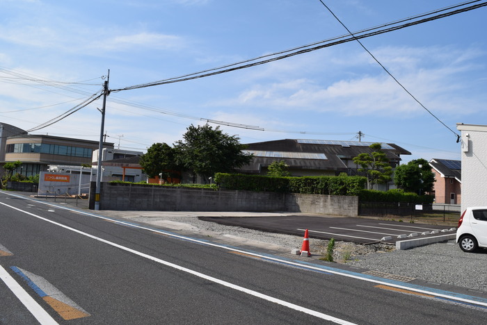 臨時駐車場